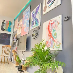 Hostel Maison D'artiste